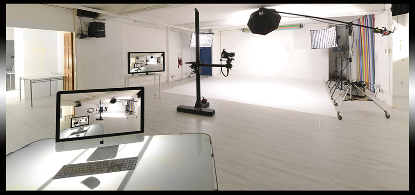 Bleeding Heart Studio 001 white 30cm